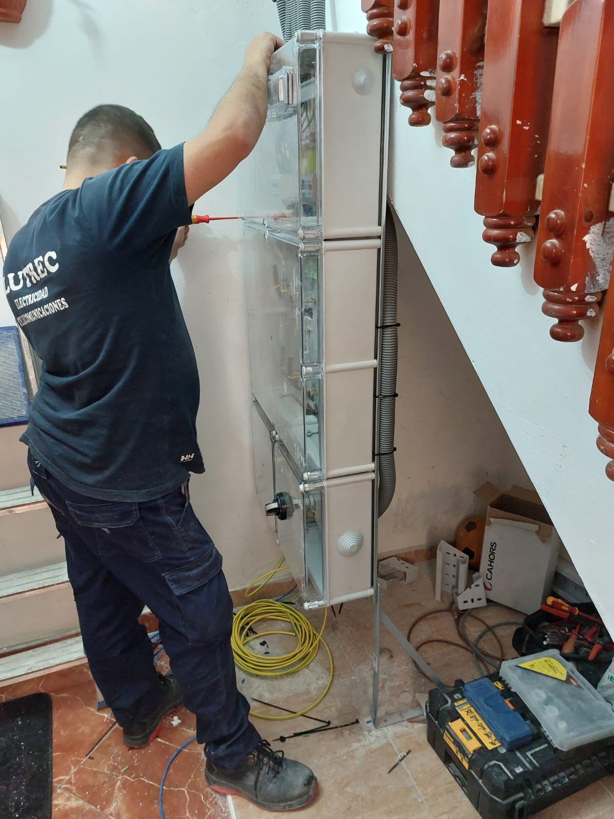 Electricista económico para instalaciones en Ceuta